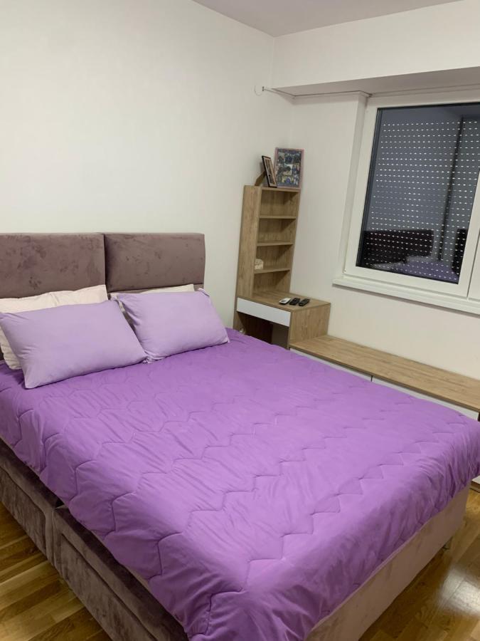 Pink Modern Apartment Szkopje Kültér fotó